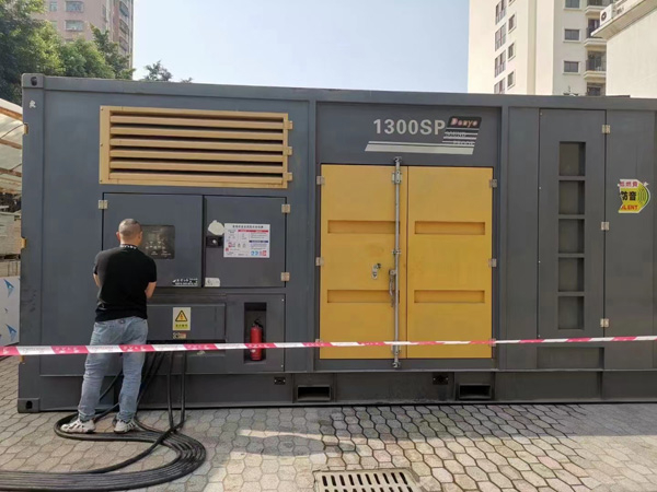 官渡500KW发电机组冬季应该配多大的启动电瓶？